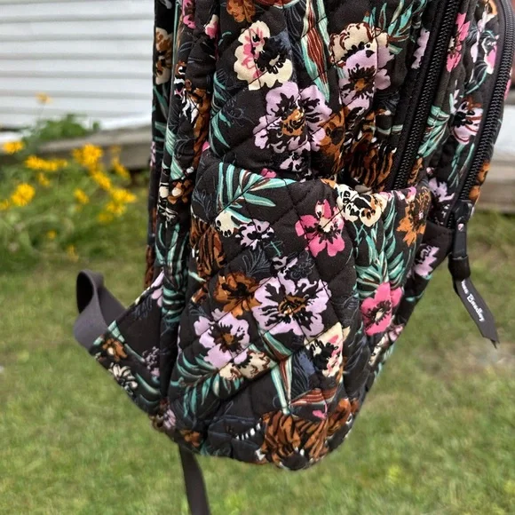 Vera Bradley Essential Backpack Bali Jungle Tiger NWT - Picture 10 of 12